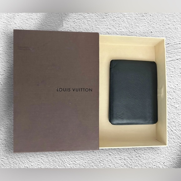 Louis Vuitton Leather Mens Wallet - Picture 4 of 6